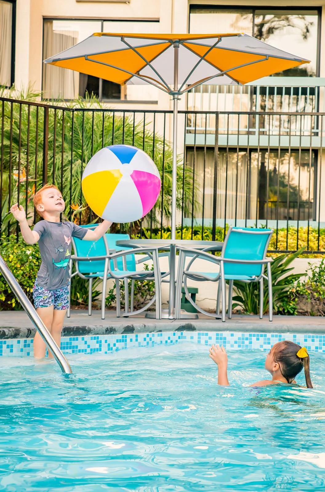Howard Johnson by Wyndham Anaheim Hotel&Water Playground Exterior foto