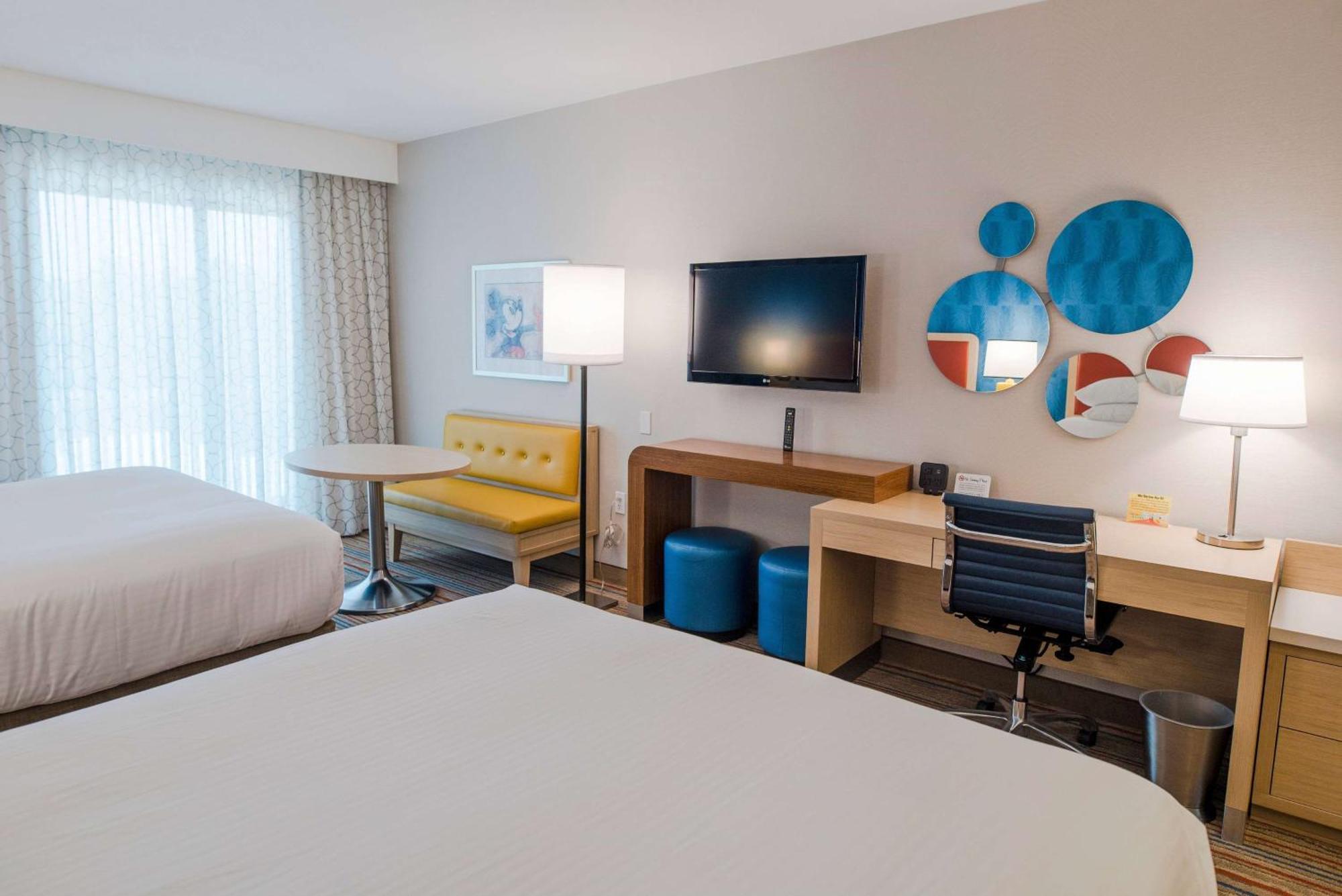 Howard Johnson by Wyndham Anaheim Hotel&Water Playground Exterior foto
